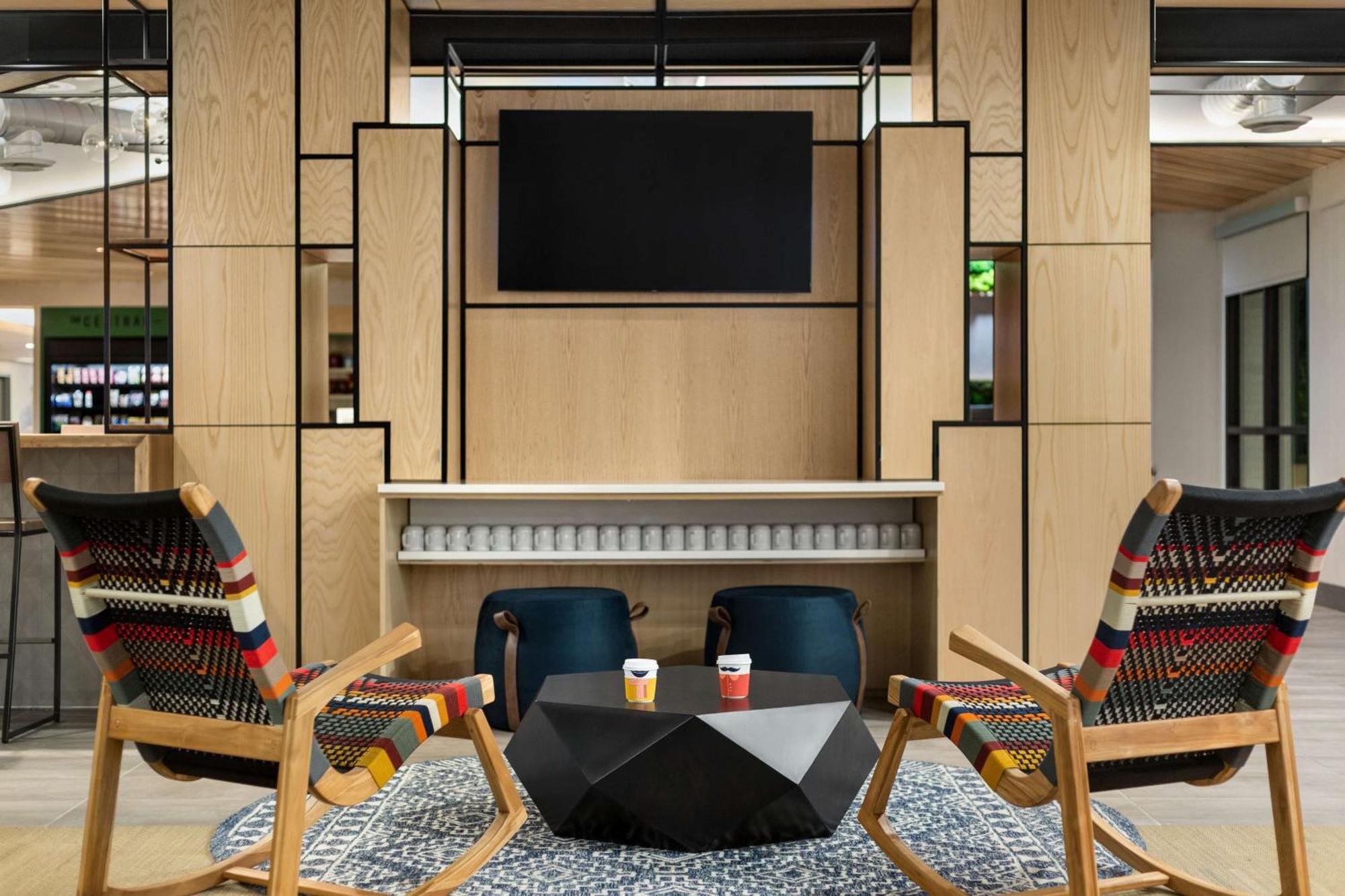 Hotel Home2 By Hilton East - Near Downtown And Ut 3*